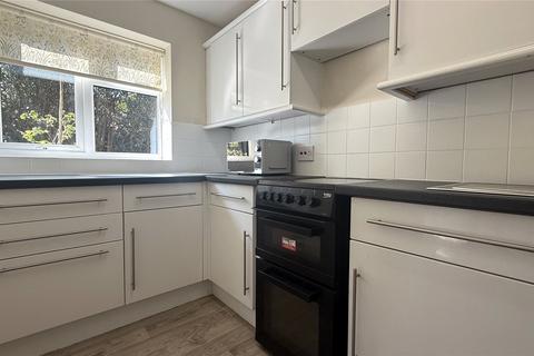 2 bedroom apartment for sale, Huntsgreen Court, Bracknell, Berkshire, RG12