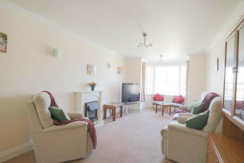 2 bedroom retirement property for sale, Pegasus Lodge*Beautifully Presented*Over 60`s*2 Minutes to Beach*