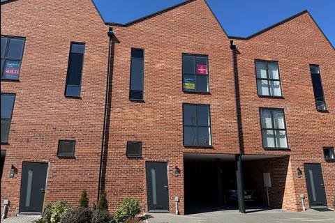 3 bedroom townhouse for sale