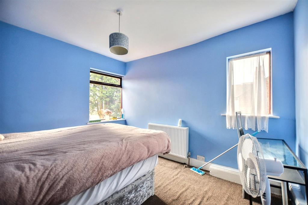 Bedroom 2 1.jpeg