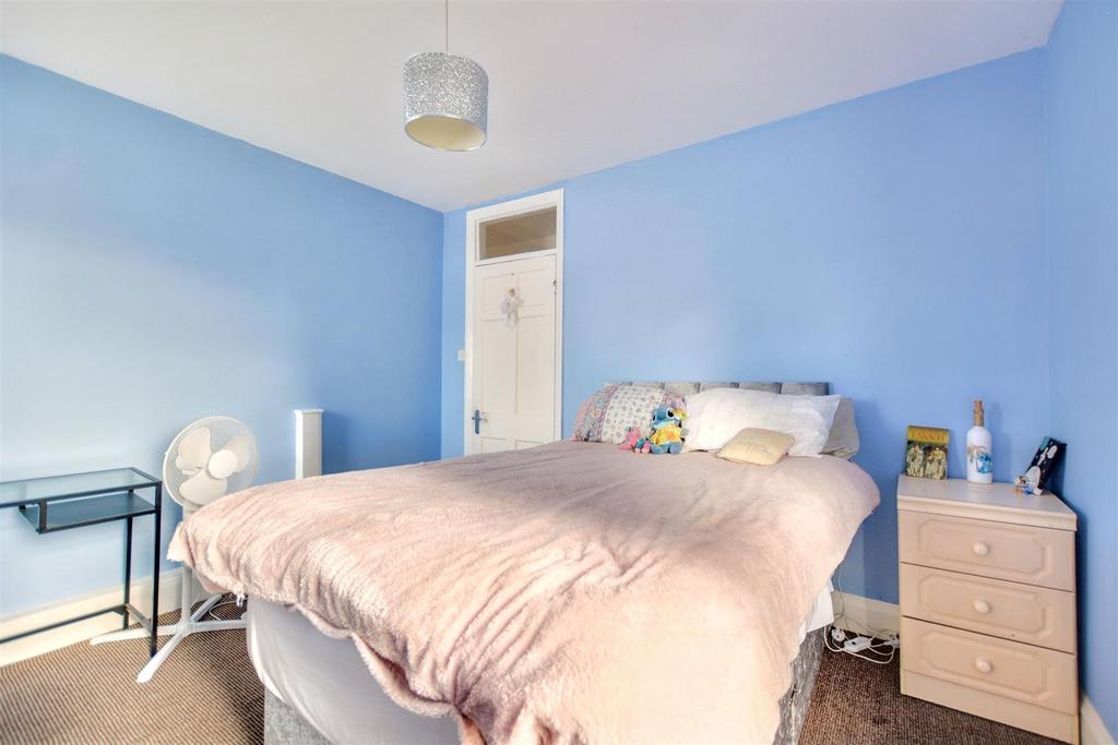 Bedroom 2 2.jpeg