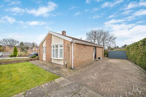 2 bedroom detached bungalow for sale, Pennine Close, Fforestfach, Swansea