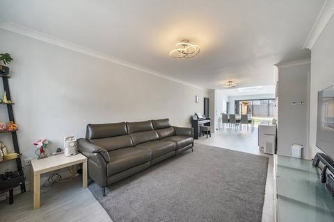 37 Veals Mead, Mitcham, CR4 3SB