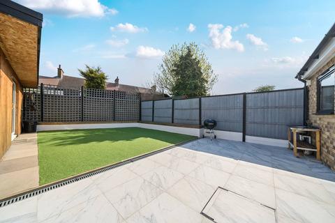 37 Veals Mead, Mitcham, CR4 3SB