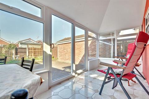 2 bedroom detached bungalow for sale, Sunningdale Road, Nottingham