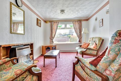 2 bedroom detached bungalow for sale, Sunningdale Road, Nottingham