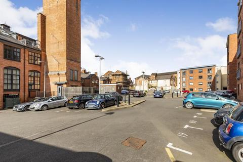 2 bedroom flat for sale, Western Road, Leicester, LE3