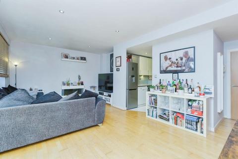 2 bedroom flat for sale, Western Road, Leicester, LE3