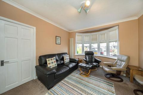 17 Priory Road, Hounslow, TW3 2RA