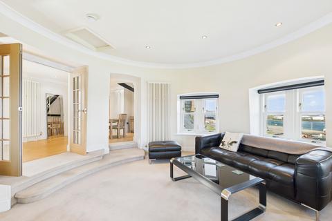 3 bedroom apartment for sale, Promenade, Southport PR9