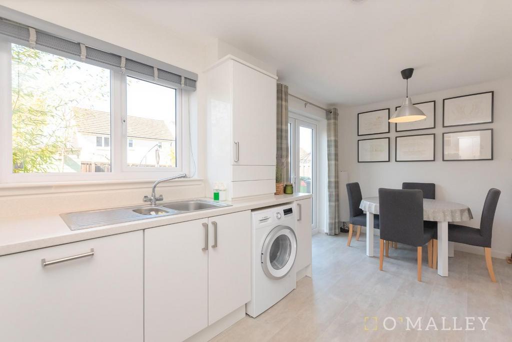Kitchen 4