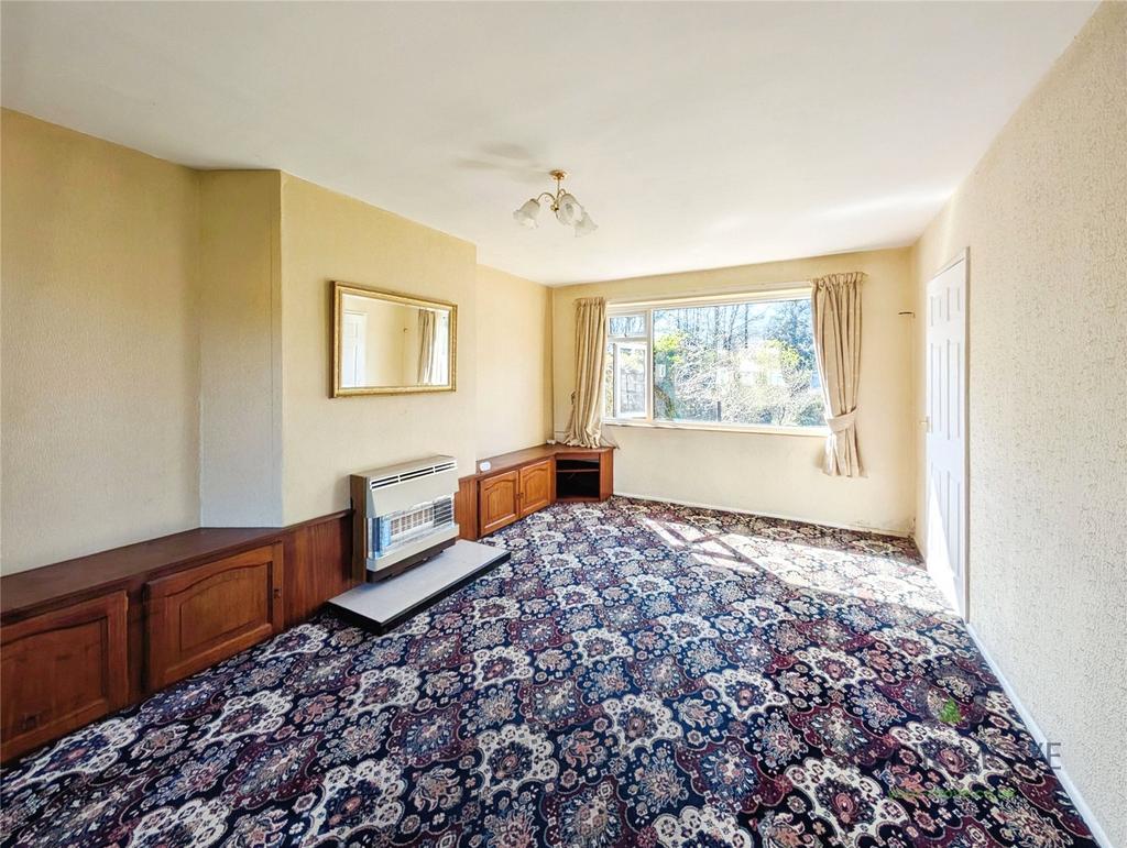 Through Lounge