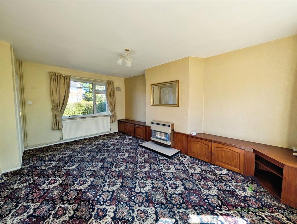 Through Lounge
