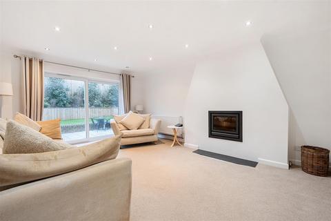 3 bedroom detached bungalow for sale, Mawnan Smith