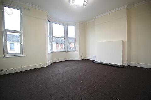 1 bedroom maisonette to rent, Lincoln Road, Enfield