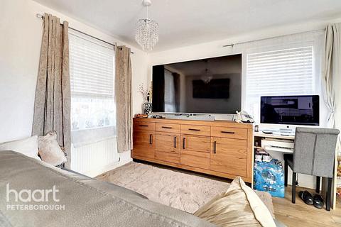 2 bedroom end of terrace house for sale, Aqua Drive, Hampton Water