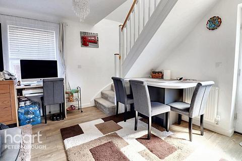 2 bedroom end of terrace house for sale, Aqua Drive, Hampton Water
