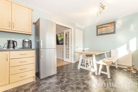 3 bedroom semi-detached house for sale, Evans Way, Norwich NR6