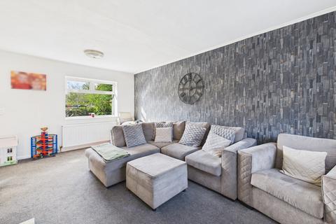 41 Lupton Drive, Sheffield, S8 7NB