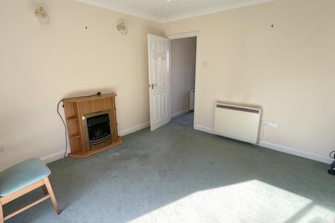 undefined, Tewkesbury GL20