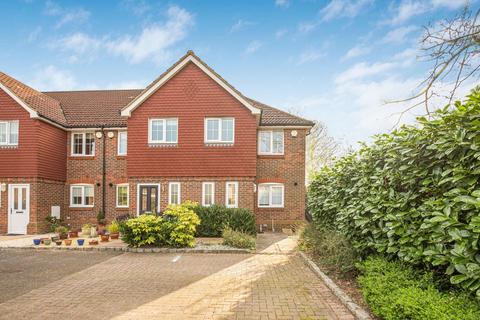 13 Kingswood Close, Ashford, TW15 1AA