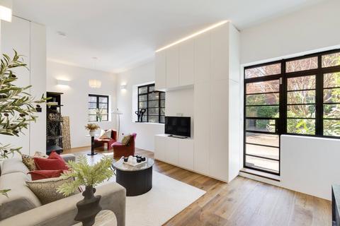 undefined, Netherhall Gardens, London