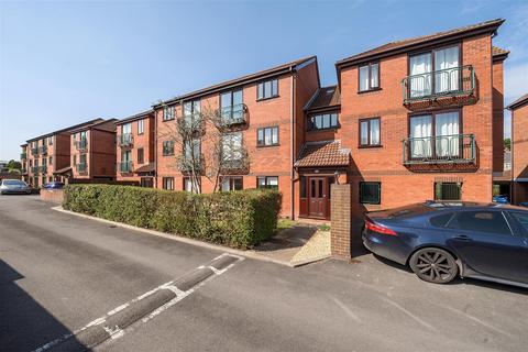 2 bedroom apartment for sale, Beechmount Court, Beechmount Grove, Bristol