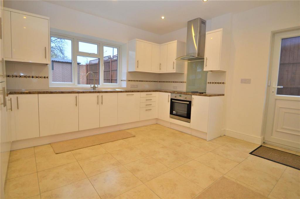Bromley Rd E17
