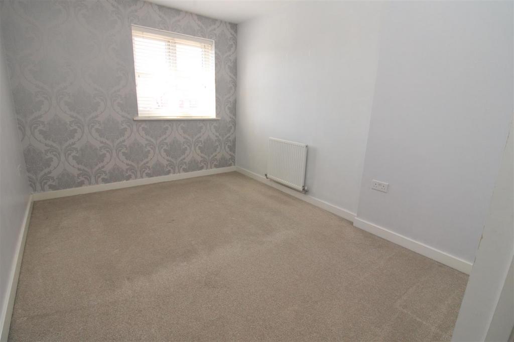 Bedroom 1.JPG