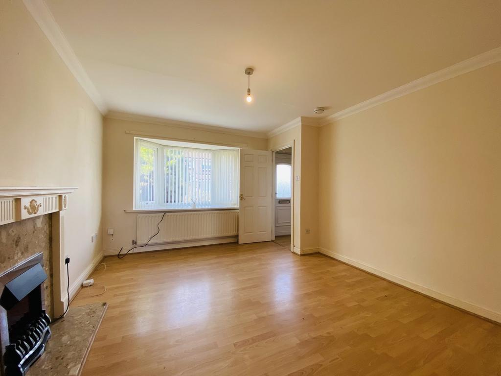6 Jericho Place, Heathhall, DG1 3 UU - Braidwoods S