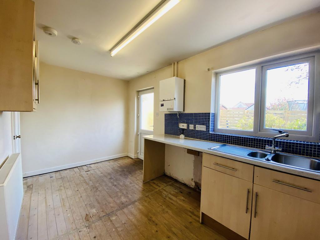 6 Jericho Place, Heathhall, DG1 3 UU - Braidwoods S