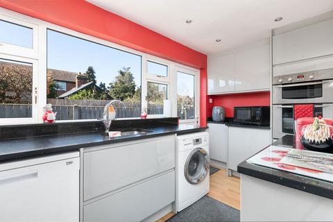 3 bedroom detached bungalow for sale, Eagle Farm Road, Biggleswade SG18