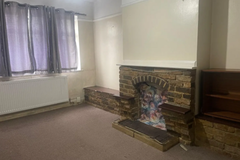 1 bedroom flat to rent, Alexandra Avenue, Harrow HA2