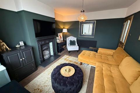 4 bedroom semi-detached house for sale, Fallibroome Road, Macclesfield