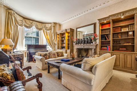 undefined, Cadogan Square, Chelsea