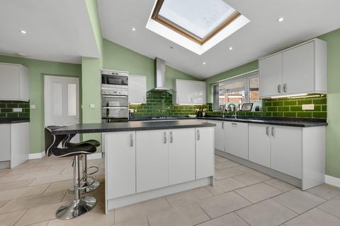 undefined, Spence Avenue, Byfleet, West Byfleet, Surrey, KT14