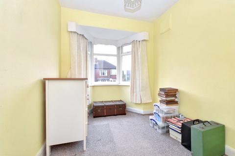 31 Eden Drive, Leeds, LS4 2TL