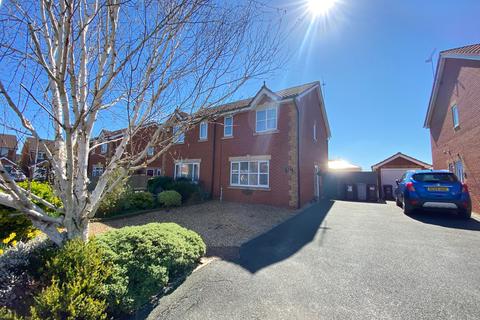 27 Blunstone Close, Crewe, CW2 8LS