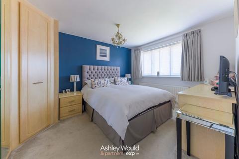14 Hightree Close, Birmingham, B32 3QP