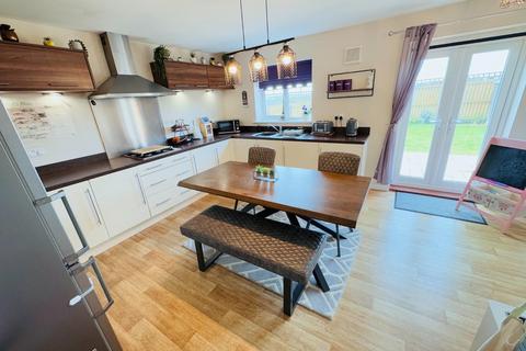 52 Westfields, Hartlepool, TS25 4BF