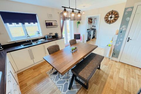 52 Westfields, Hartlepool, TS25 4BF