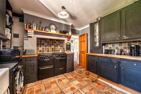 10 Bentley Close, Longfield, DA3 7LJ