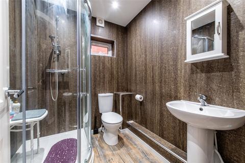 10 Bentley Close, Longfield, DA3 7LJ