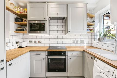 23 Pincott Place, London, SE4 2ER