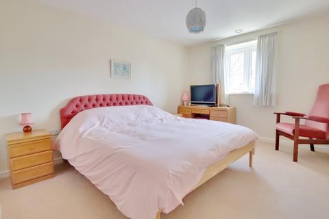 2 bedroom retirement property for sale, Haven Court, Southampton Road, Hythe