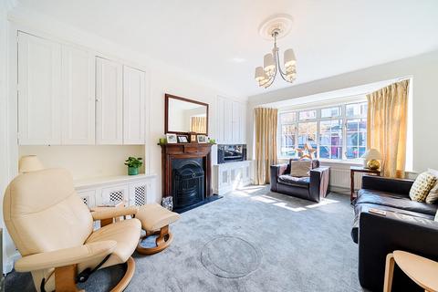 7 Freshford Street, London, SW18 3TG