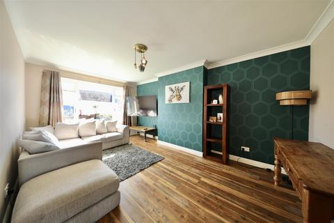 40 Damson Road, Thorngumbald, Hull, HU12 9QL