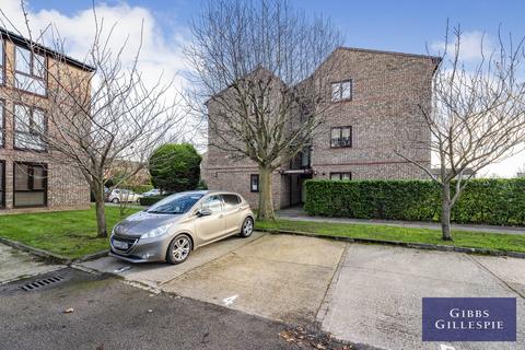 1 bedroom flat to rent, Littlewood Close, London, W13
