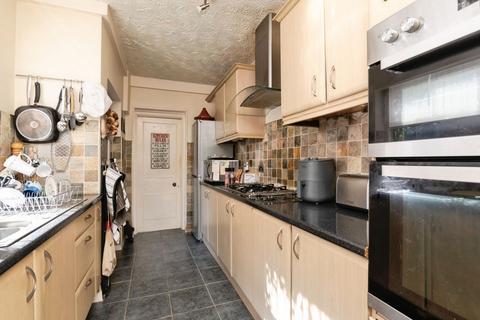 4 bedroom detached house for sale, Victoria Avenue, Newport, NP19