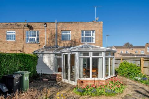 69 Fosseway Avenue, Moreton-in-marsh, GL56 0EB